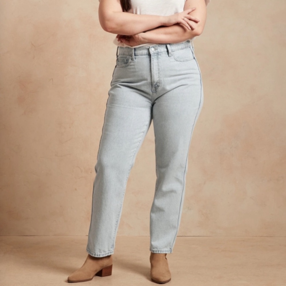Banana Republic Curvy Straight Jeans